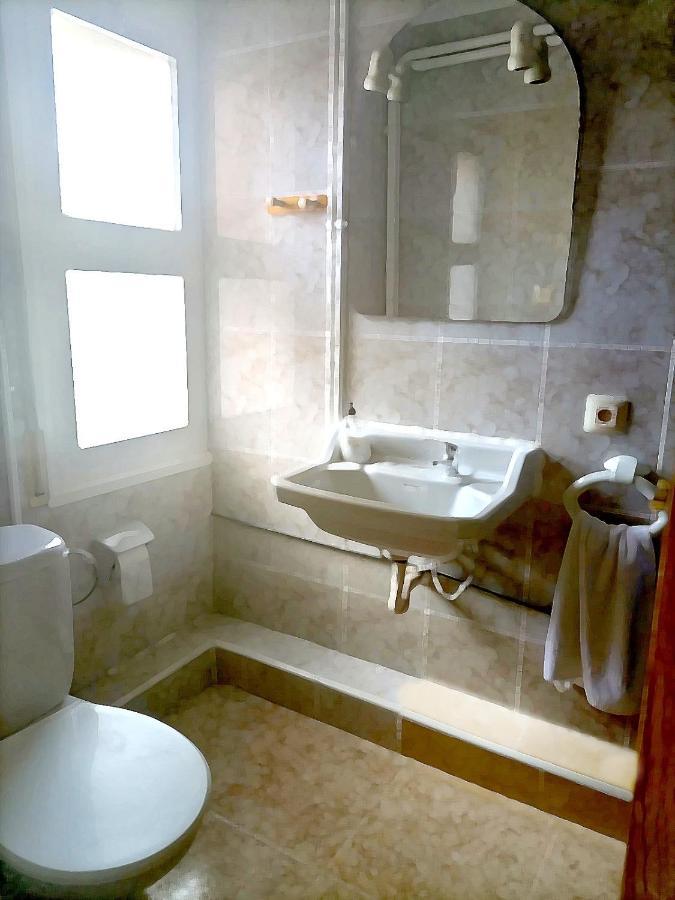 Hostal Isla Cristina Mataró Exteriér fotografie
